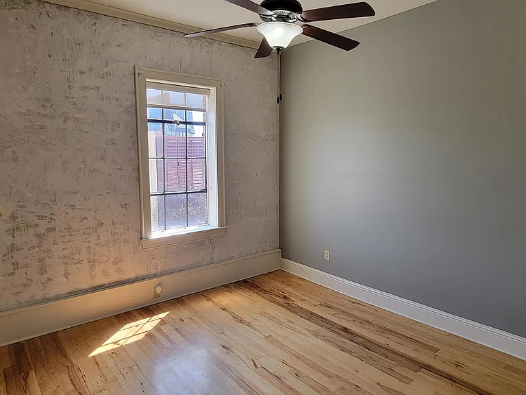 370 Cherry St — Photo 17