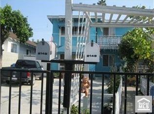 2148 W 30th St, Los Angeles, CA 90018