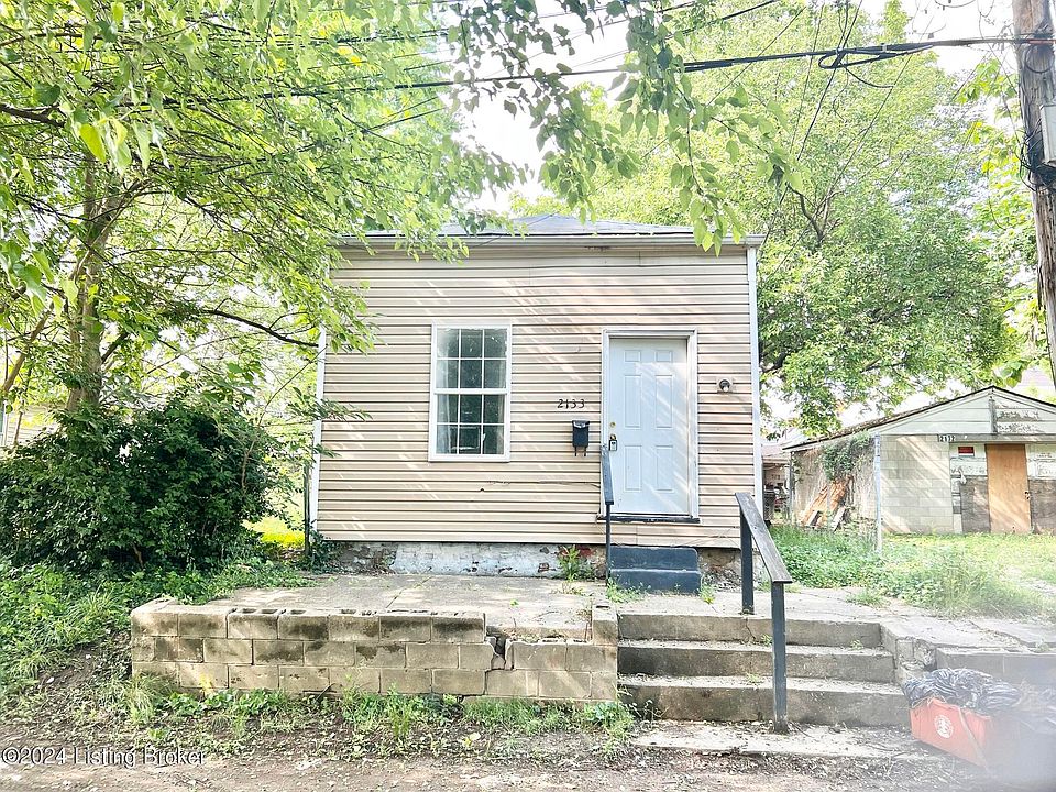 1st image of 2133 Columbia St