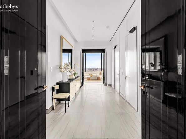 111 West 57th Street image 14 of 34