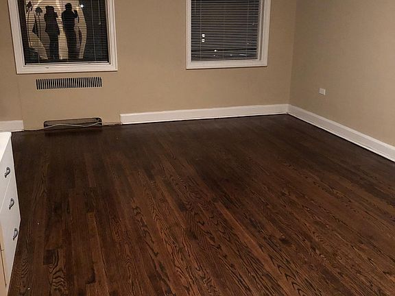 5th image of 324 Larchmont Acres APT B