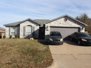 759 Deauville Cir W, Fort Worth, TX 76108