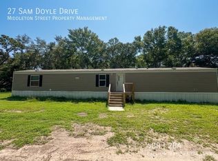 27 Sam Doyle Dr, Saint Helena Island, SC 29920