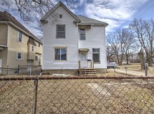 1590 N Water St, Decatur, IL 62526