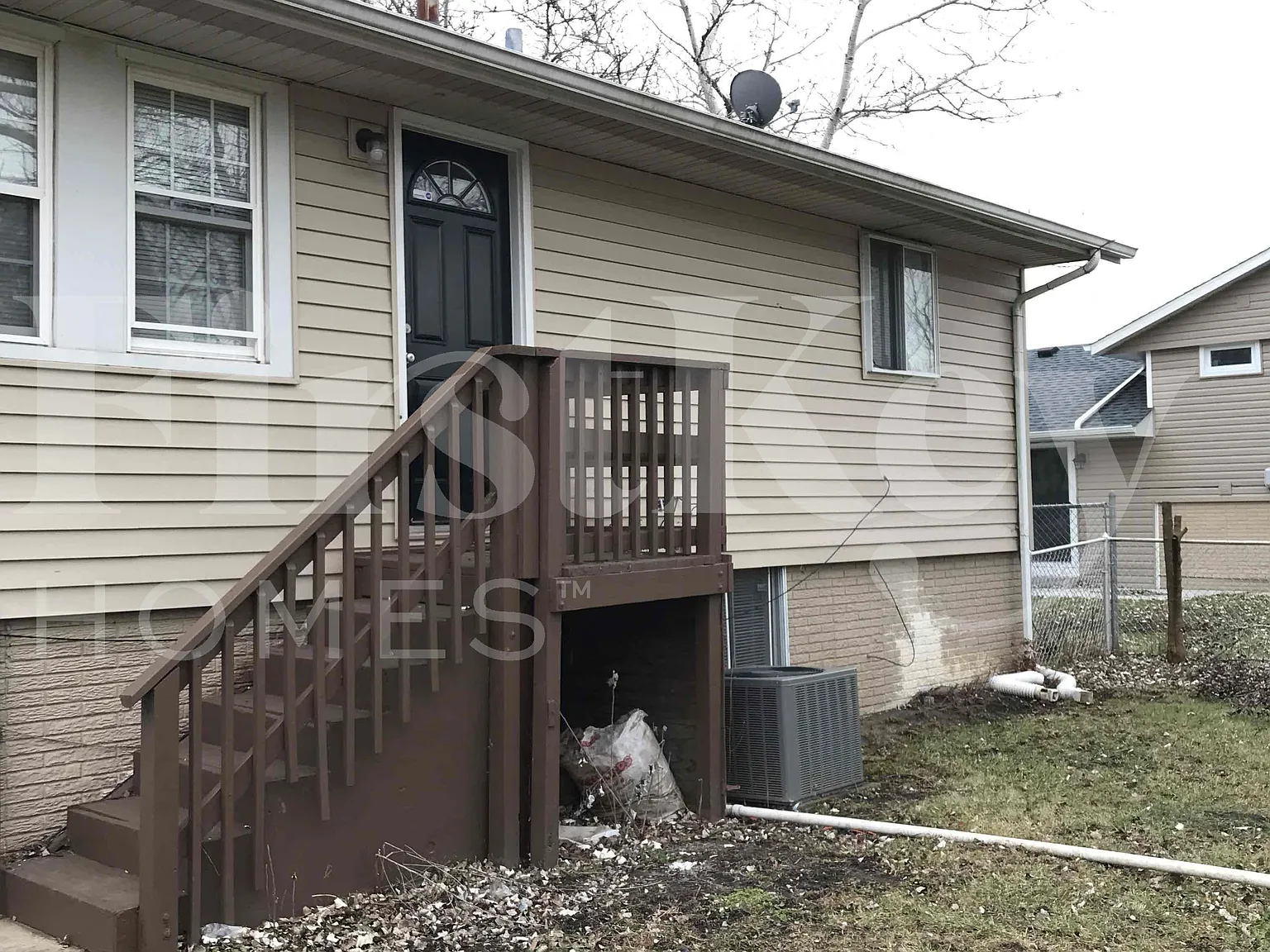 4 bed, 1.5 bath, 798 sqft, $1,685 — Photo 2