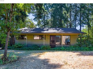 12446 NE Multnomah St, Portland, OR 97230