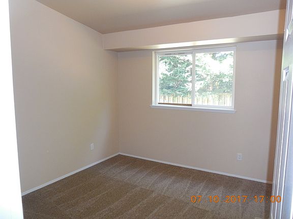 3rd image of 9705 11th Avenue Ct E