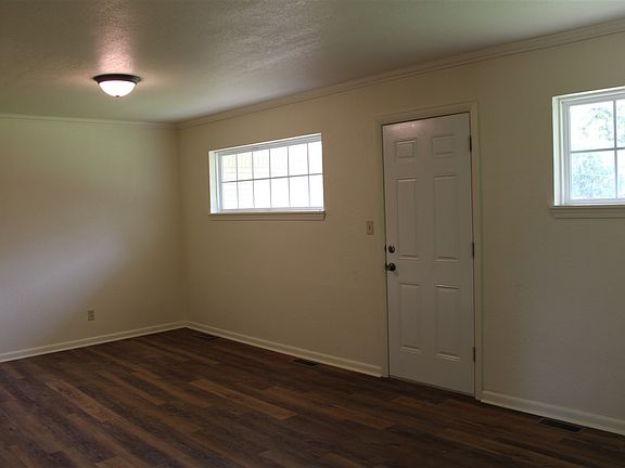 5th image of 97 Vickrey St