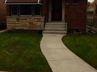 8026 S Artesian Ave, Chicago, IL 60652