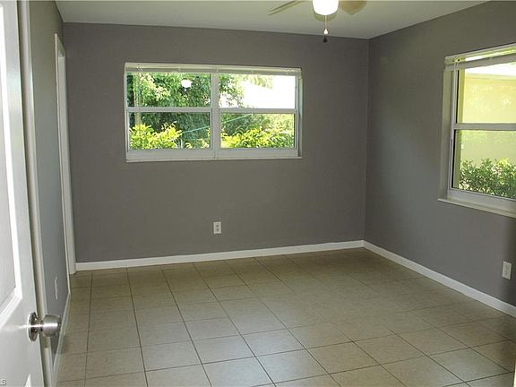 4th image of 334 Cape Coral Pkwy W APT 2