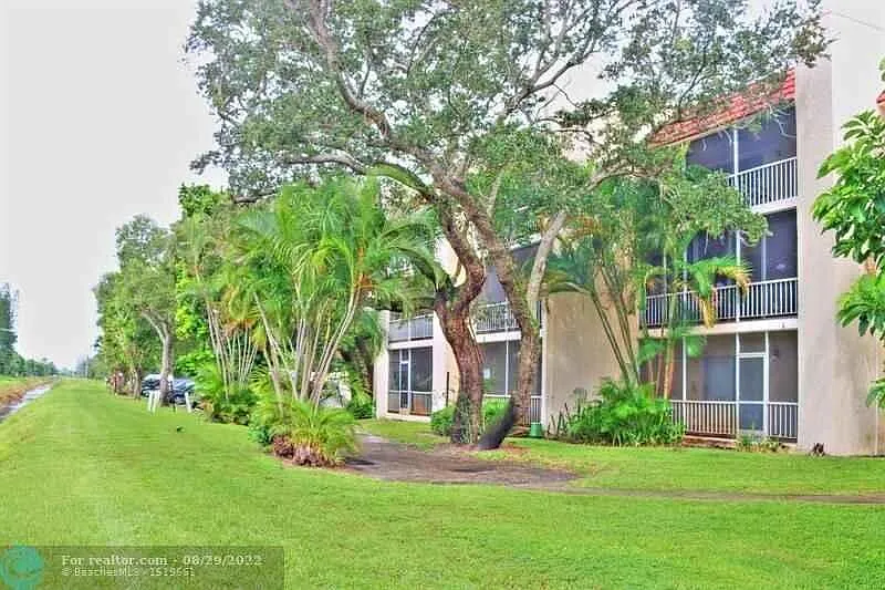 642 NW 13th St #220
