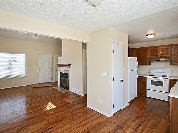 5th image of 8259 Steadman Dr