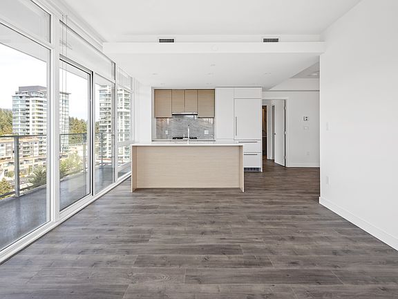 4th image of 200 Klahanie Ct #1108