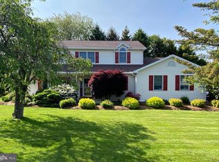 147 Fairway Dr, Dillsburg, PA 17019