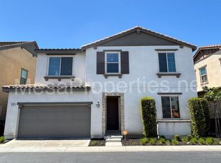 998 Rodeo Rd, Pomona, CA 91766