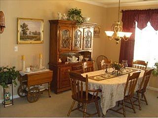 Formal Dining