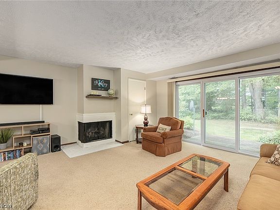 4th image of 17648 Eastbrook Trl