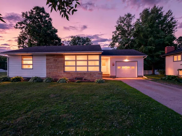 711 Elm Ave, Gaylord, MN 55334