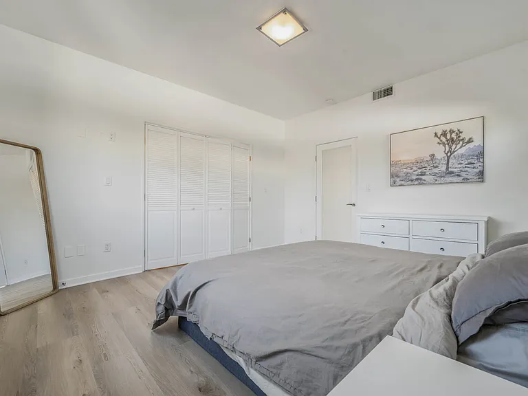 518 N Vista St — Photo 22