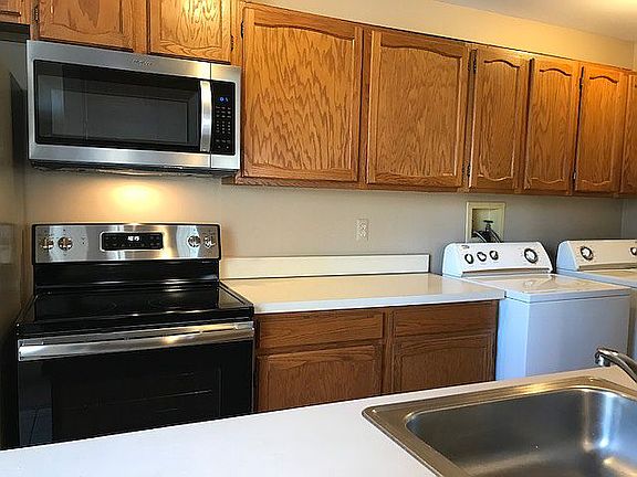 3rd image of 3237 Northfield Ct
