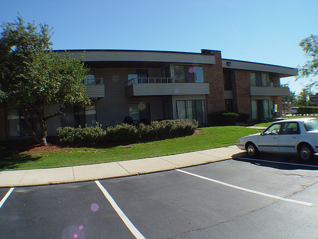 1st image of 1155 N Sterling Ave Unit 220