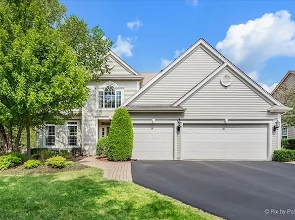 1421 Whitefence Rd, Bartlett, IL 60103