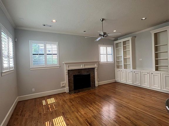 5th image of 2330 Camden Dr