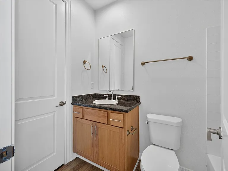 3229 Real St #B — Photo 20