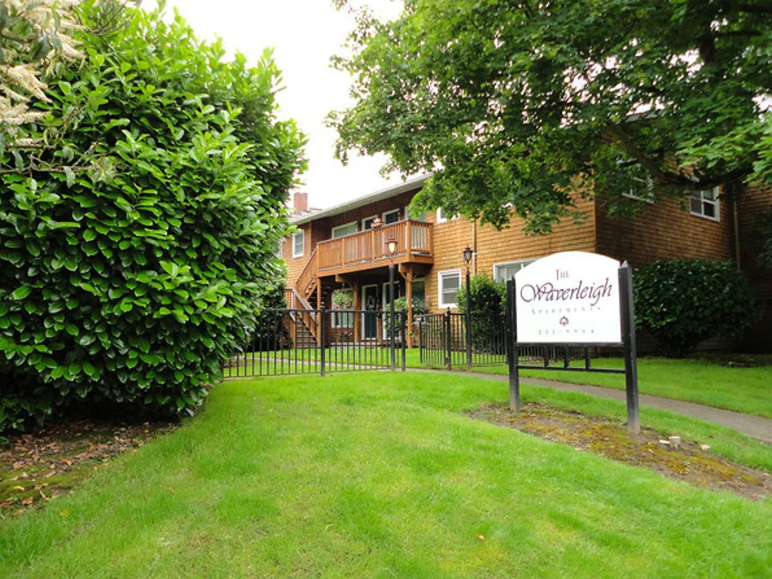 The Waverleigh Apartments — Photo 1