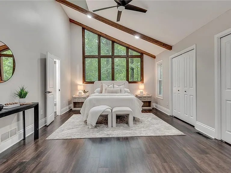 1820 Cedar Cliff Dr SE — Photo 12