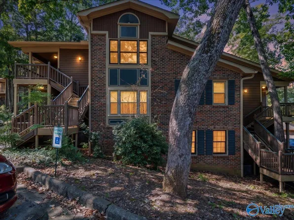 2043 Woodlawn Dr SW Unit 2043, Huntsville, AL 35802
