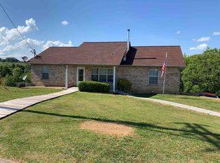 523 Keene Cir, Dandridge, TN 37725