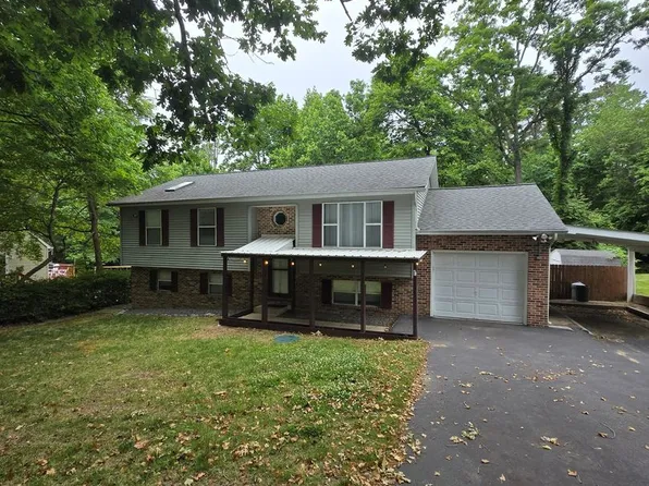 12443 San Jose Ln, Lusby, MD 20657