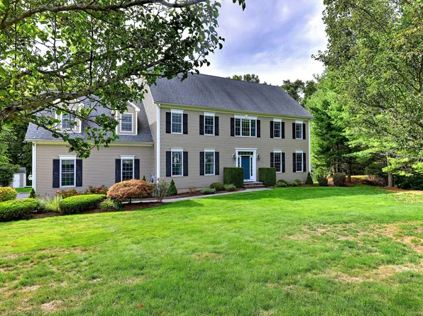 14 Ironwood Way, Orange, CT 06477