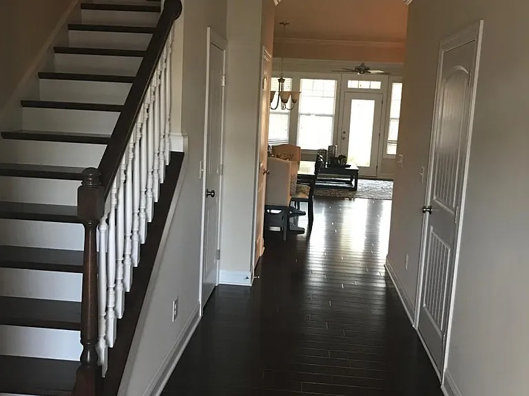 4226 Vallonia Dr — Photo 12