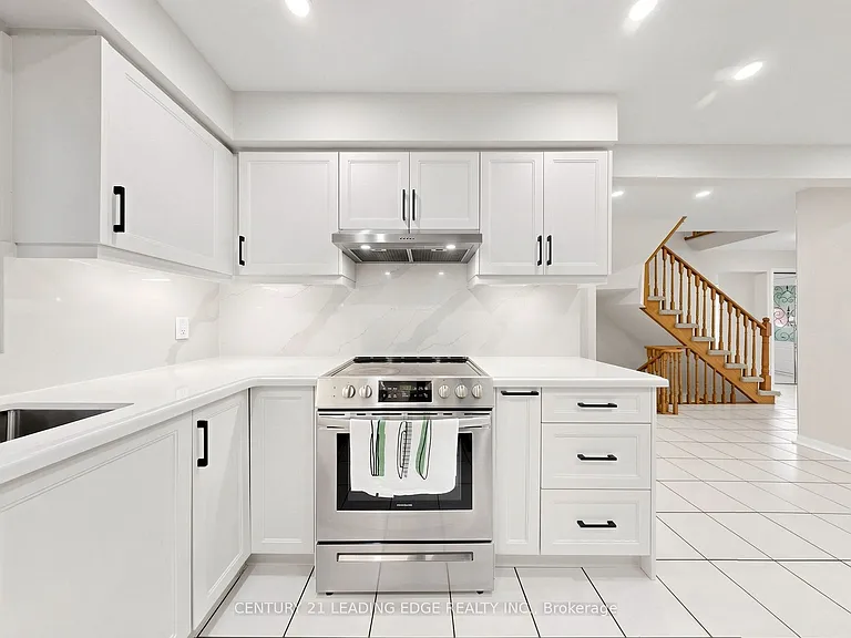 1 Briarwood Rd — Photo 18