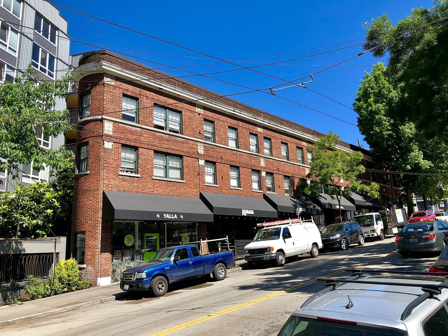 Olive Crest Apartments — Photo 2