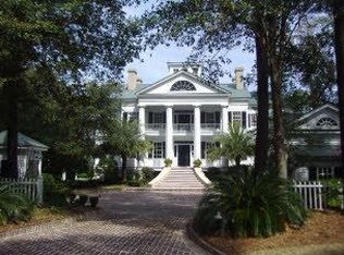 51 Hawthorne Rd, Bluffton, SC 29910