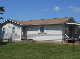 7001 Godfrey Rd, Godfrey, IL 62035