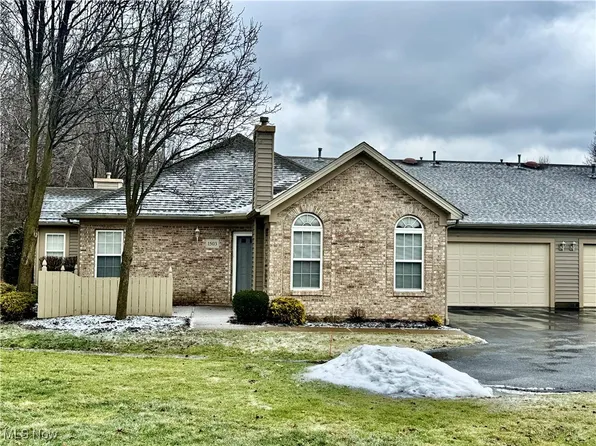 1503 Willow Brook Dr NE, Warren, OH 44483