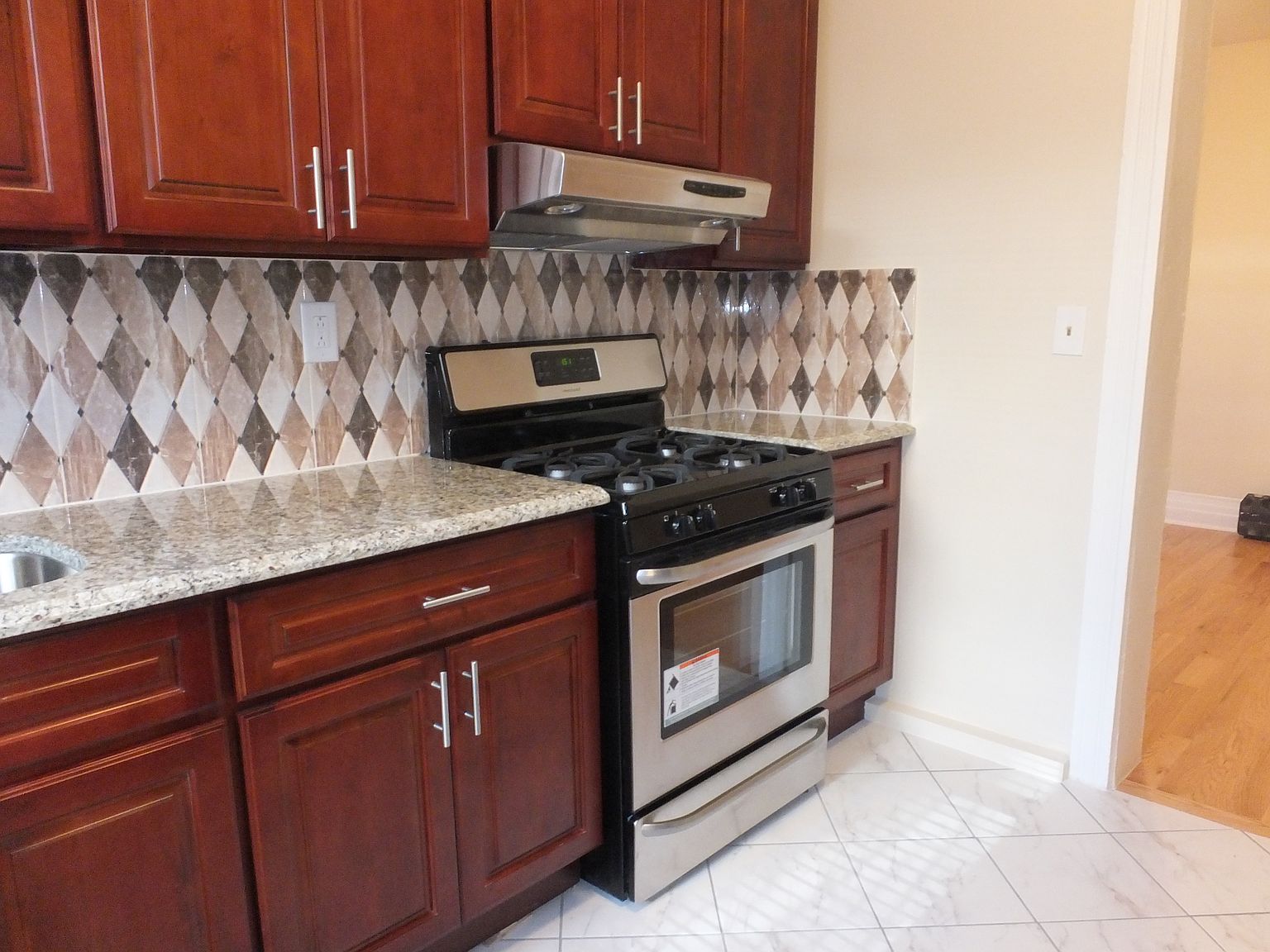 144 Bowers St APT 4, Jersey City, NJ 07307 | Zillow