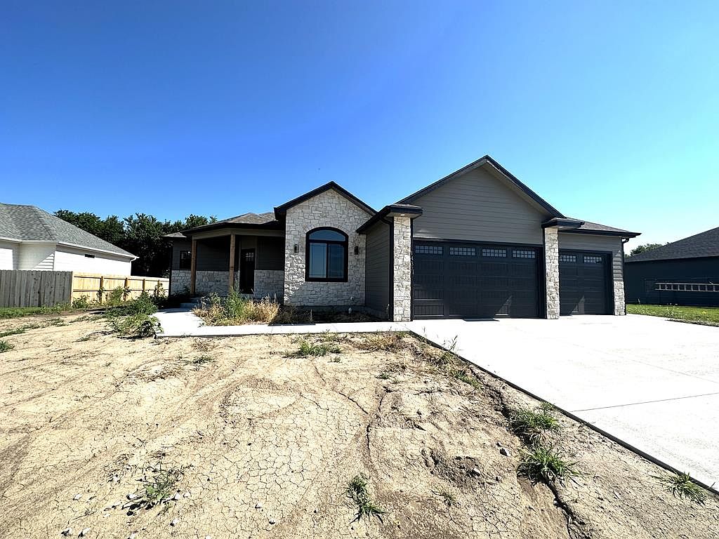1437 Shore Dr, Salina, KS 67401 Zillow