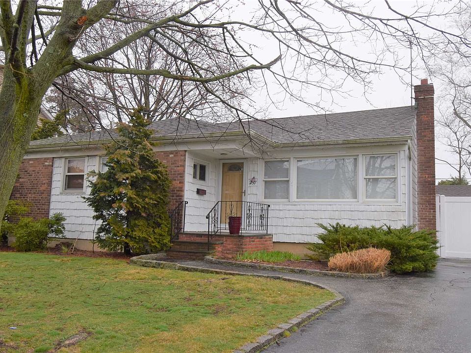 1st image of 297 Swansdowne Dr