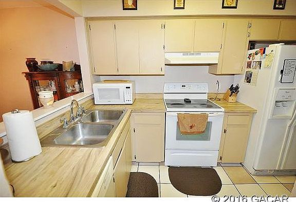 3rd image of 3404 NW 52nd Ter