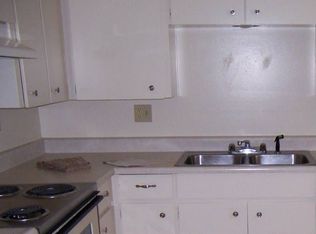 9654 W 86th St APT D, Overland Park, KS 66212