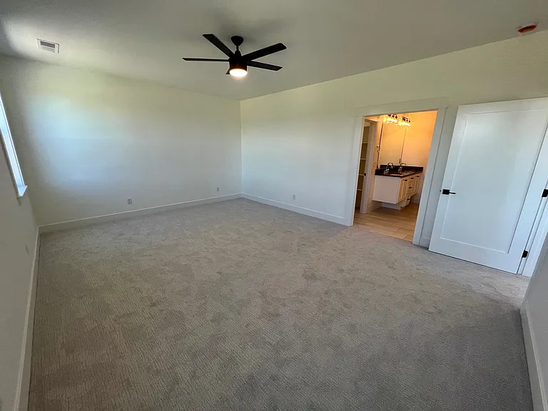 210 Bogey Ln — Photo 19