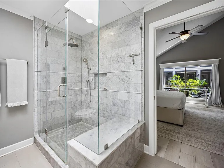 11646 Manor Park Dr — Photo 20