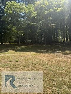 2nd image of 1200 Burton Lake Rd