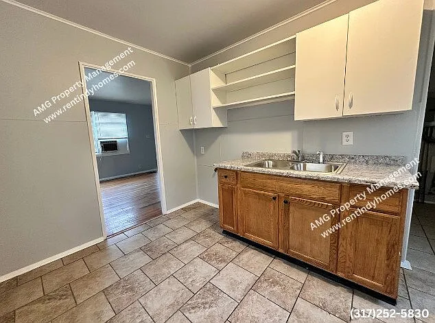 1210 N Goodlet Ave — Photo 5