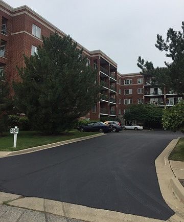 1st image of 5340 N Lowell Ave APT 403